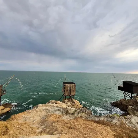 Joshua 3 & Grande Terrasse * Pornic